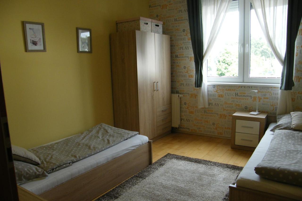 Happy Apartman Hajduszoboszlo Exterior photo