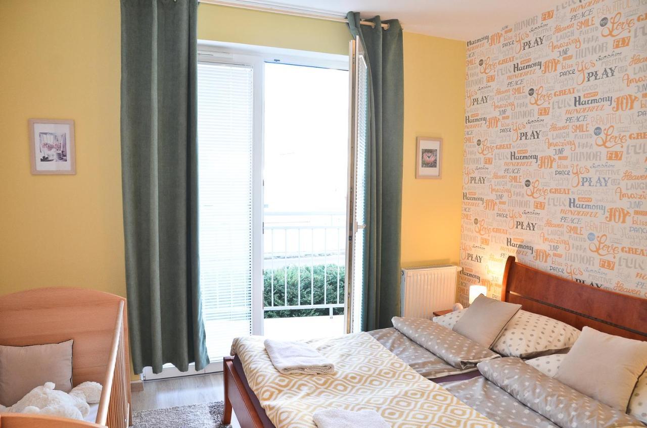 Happy Apartman Hajduszoboszlo Exterior photo